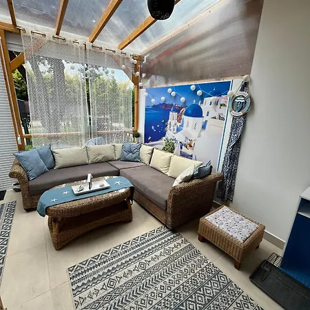 Zita Goeroeg Stilusu Haza Zamárdi